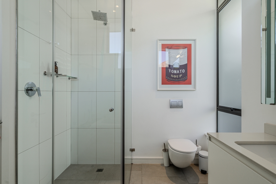 3 Bedroom Property for Sale in Sea Point Western Cape